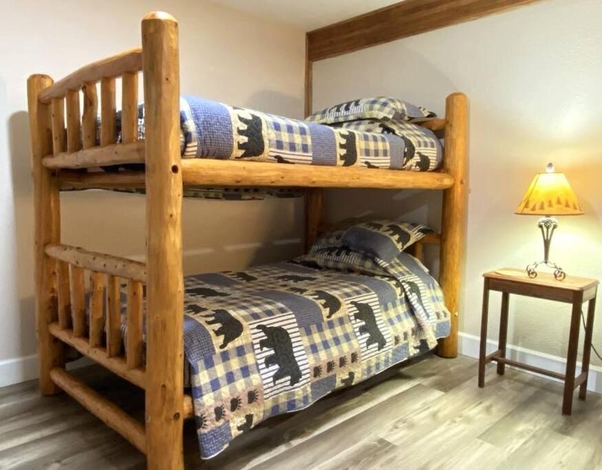 Hot Tub-mountain View-secluded-entire Private Floor * Seeley Lake